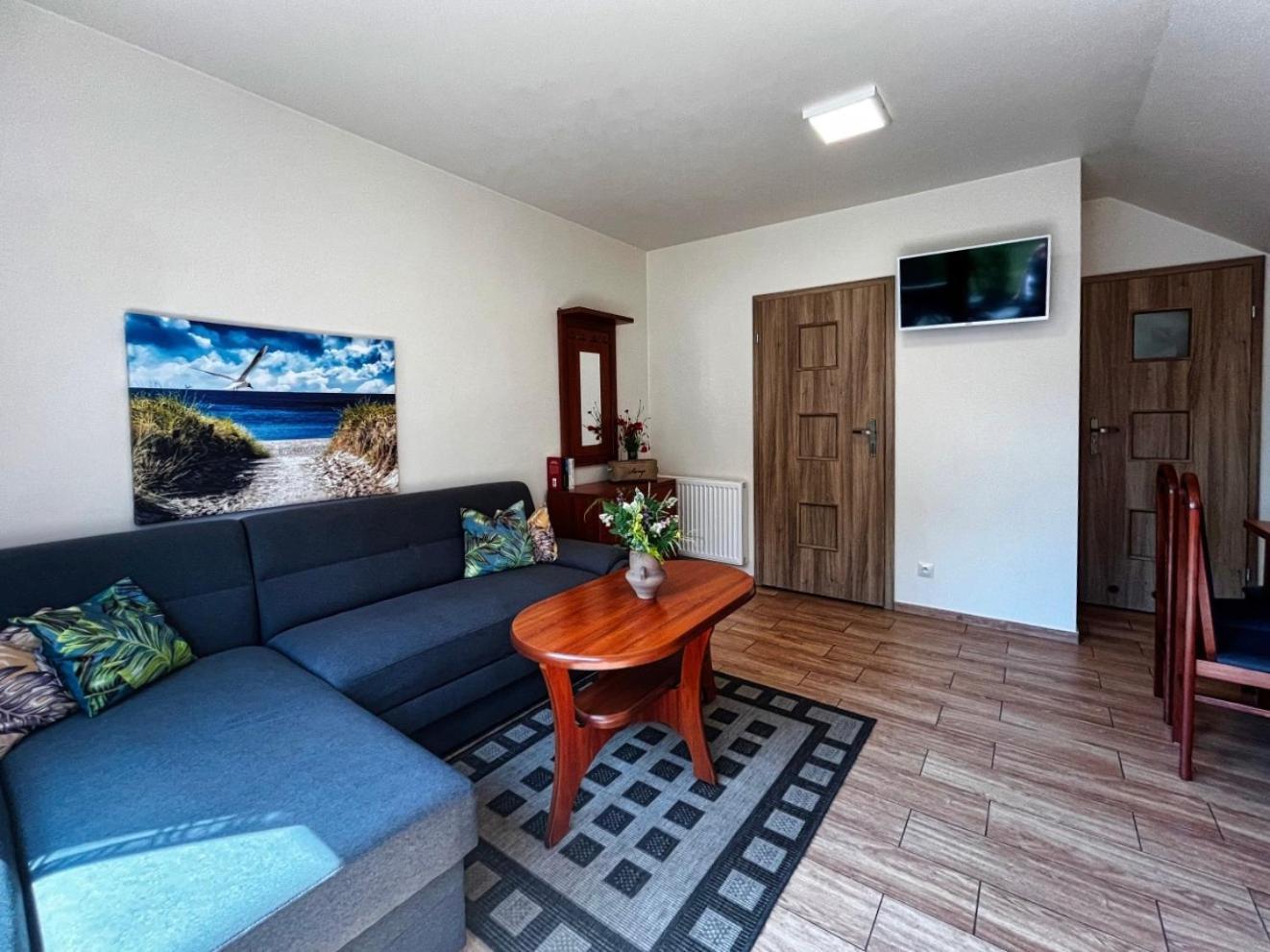 Apartamenty Winniczki Поберово Экстерьер фото